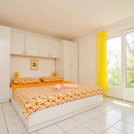 Sestanovic アパート