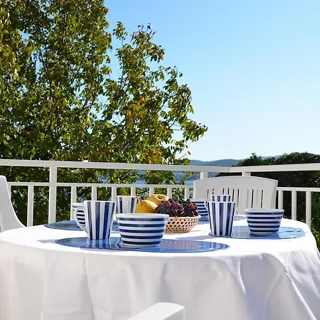 Sestanovic アパート