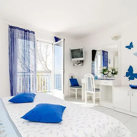 アパート Sestanovic